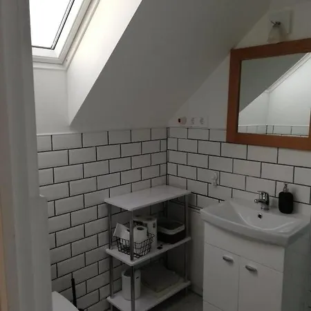 Udvari-haz Σπίτι διακοπών Balatonudvari