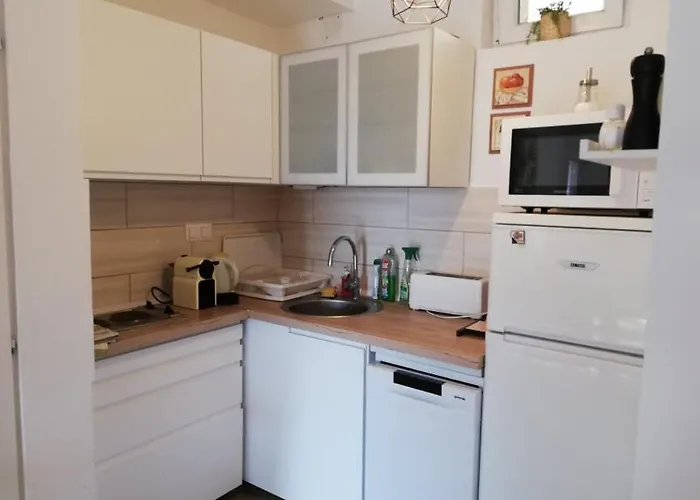 Udvari-haz Балатонудвари