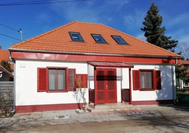 Udvari-ház * Balatonudvari